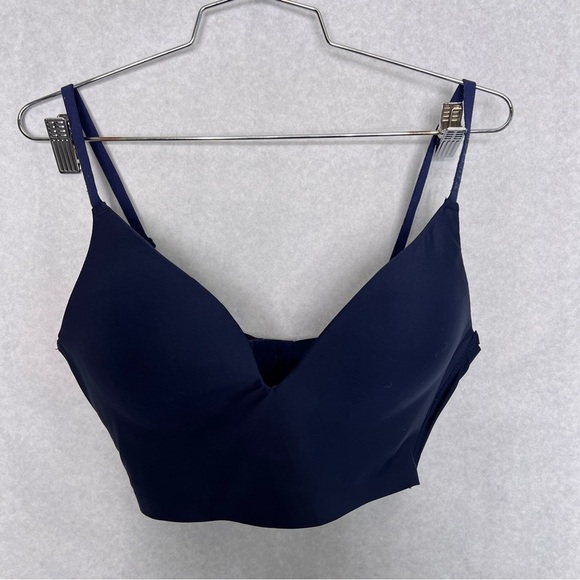 5/$25 Nautica bra 38c wireless - Picture 1 of 4